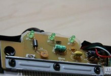探究8115键盘的优势与特点（解析8115键盘的舒适性和高效性能）